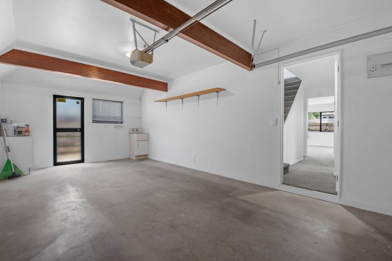 40C Hynds Road, Gate Pa, Tauranga - Carousel 19