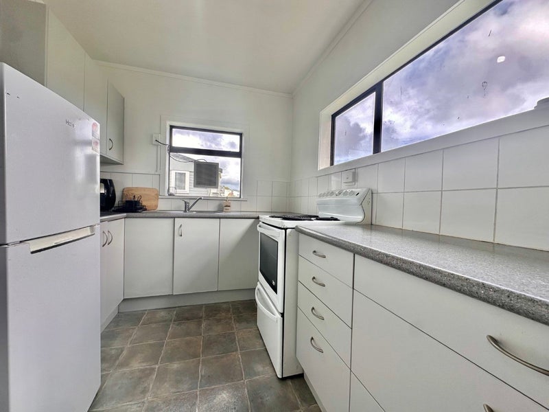 94 Quebec Street, Kingston, Wellington - Carousel 2