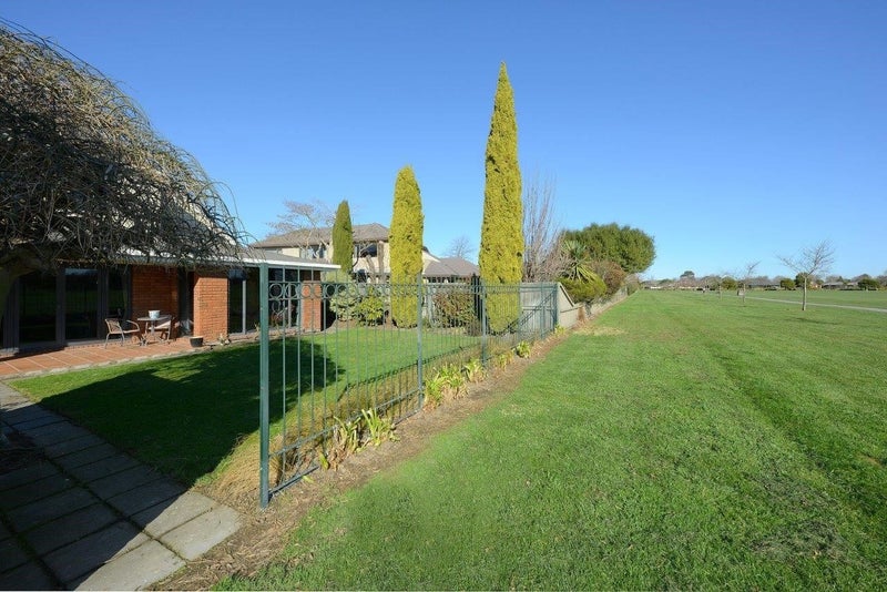 5 Arundel Gate, Avonhead, Christchurch - Carousel 20