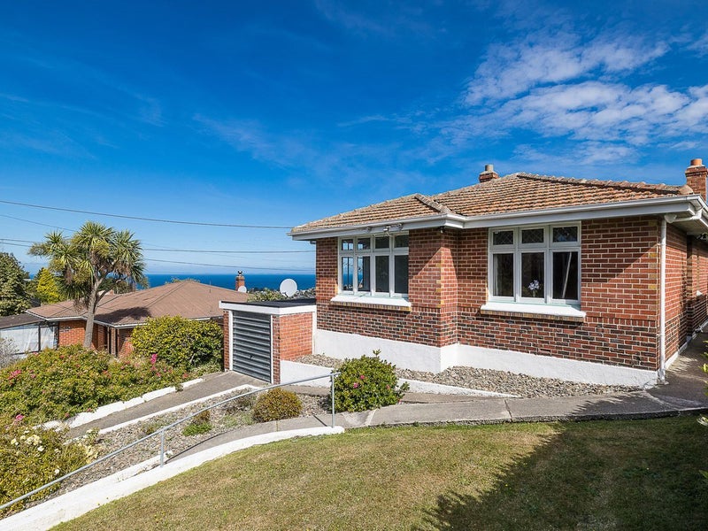 115 Oakwood Avenue, Balaclava, Dunedin - Carousel 2