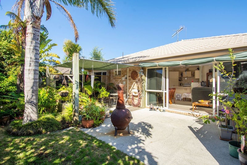 10 Summerland Crescent, Papamoa Beach, Papamoa - Carousel 11