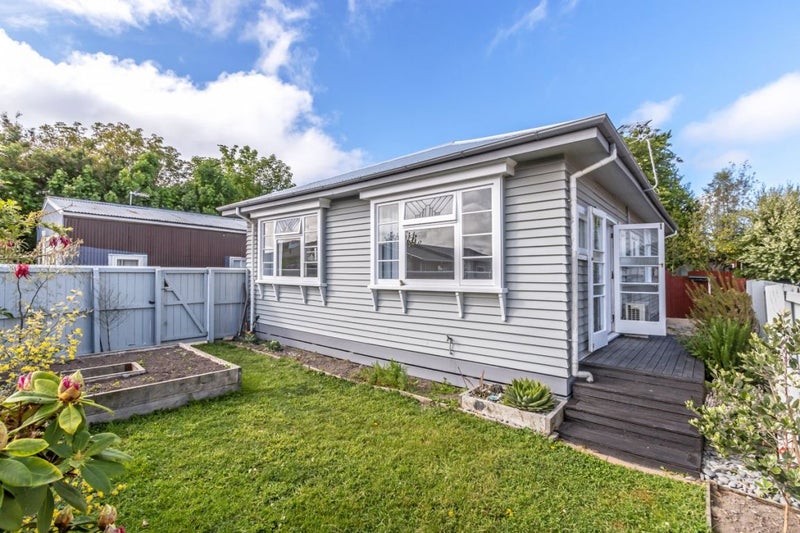 96A Shakespeare Road, Waltham, Christchurch - Carousel 12