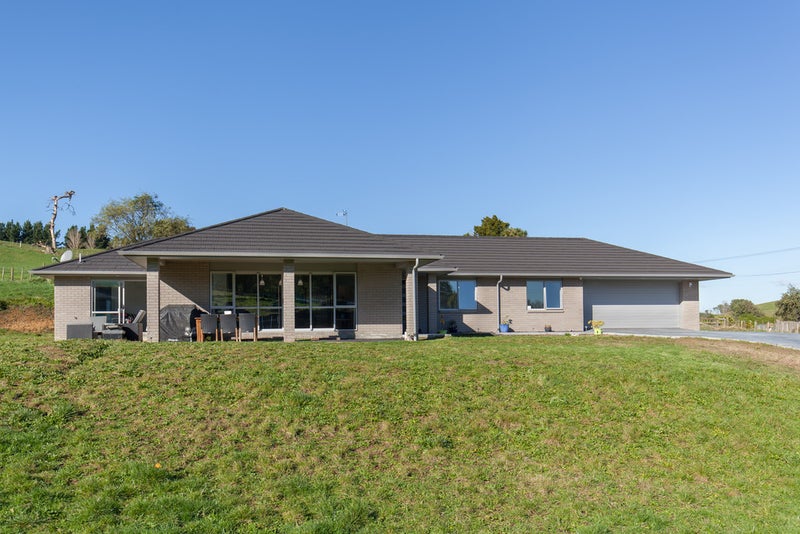 13 O'Brien Road, Rotokauri, Hamilton - Carousel 2