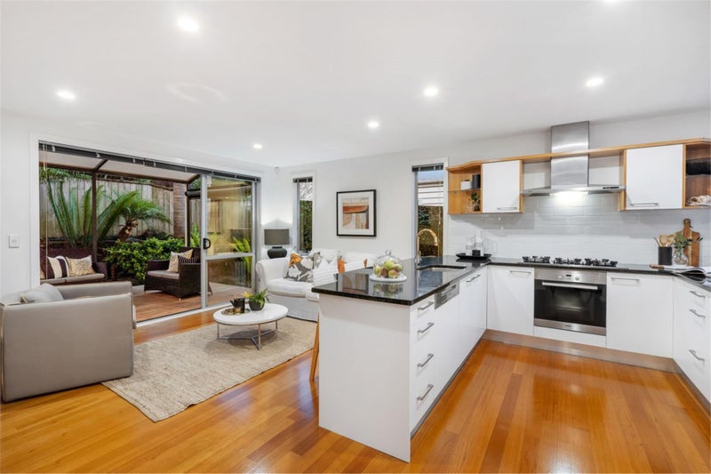 2A Woodbine Avenue, Greenlane, Auckland - Carousel 18