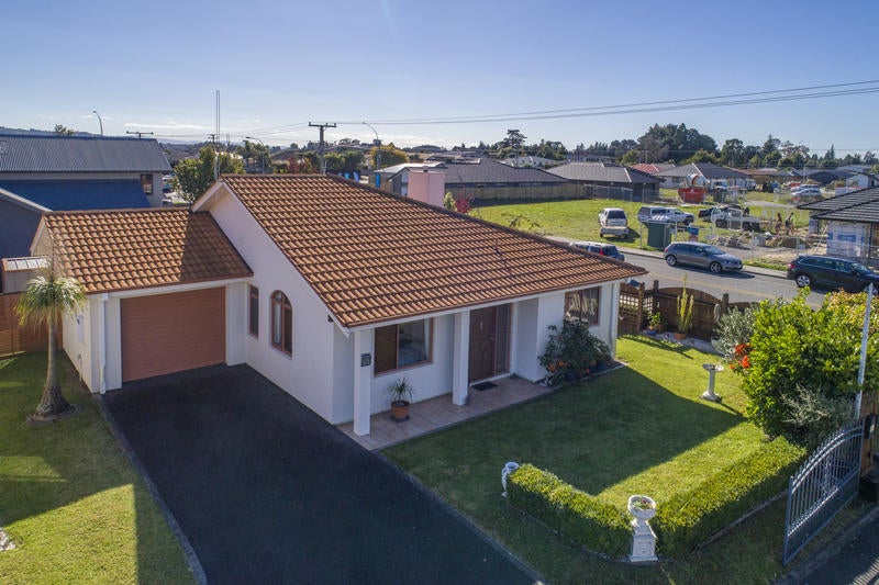 8 Cheyne Road, Pyes Pa, Tauranga - Carousel 20