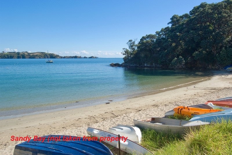 92 Coromandel Road, Oneroa, Waiheke Island - Carousel 19