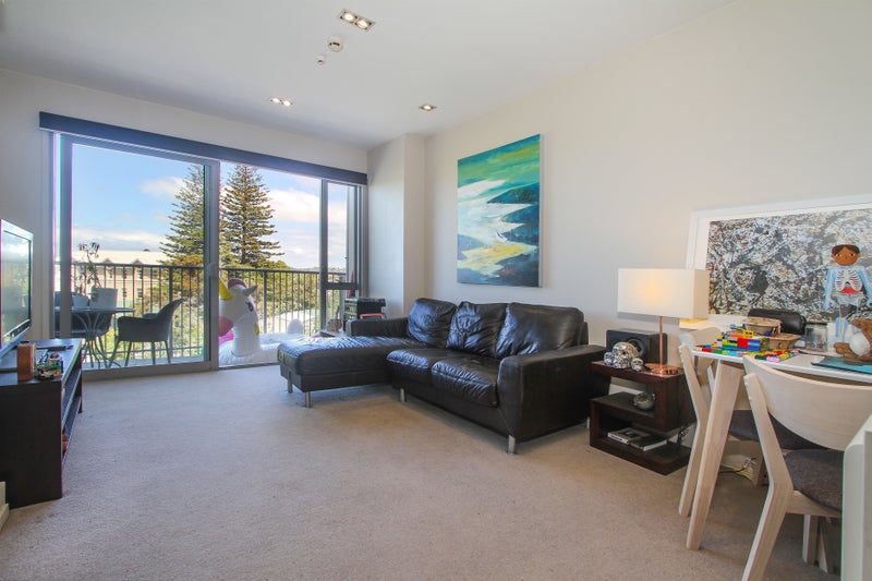 A 508/130 Anzac Street, Takapuna, Auckland - Carousel 2