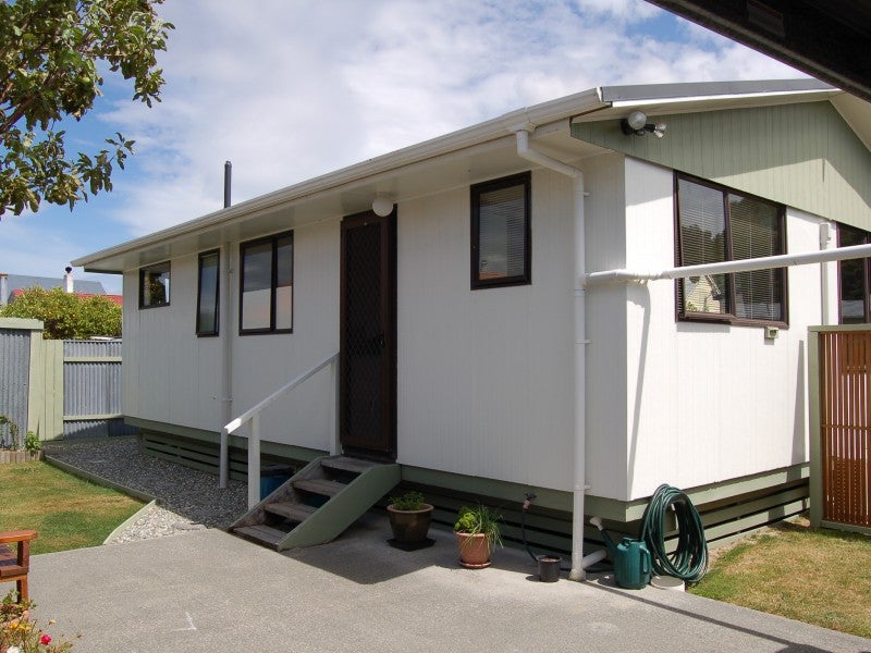 2/19 Lockwood Crescent, Taita, Lower Hutt - Carousel 1