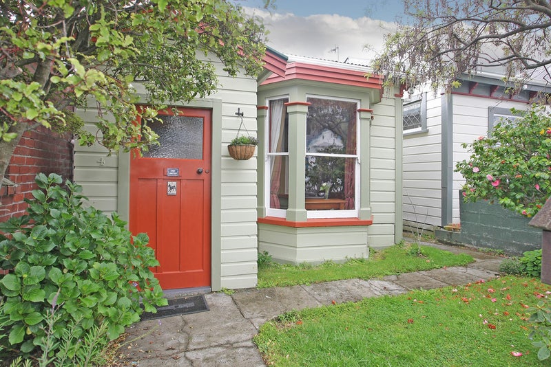 4 Cardall Street, Newtown, Wellington - Carousel 2