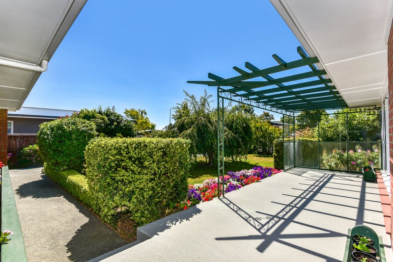 9 Brackendale Place, Burnside, Christchurch - Carousel 2
