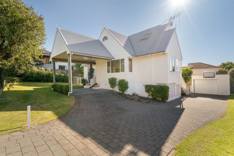 11 Milton Road, Otumoetai, Tauranga - Carousel 1