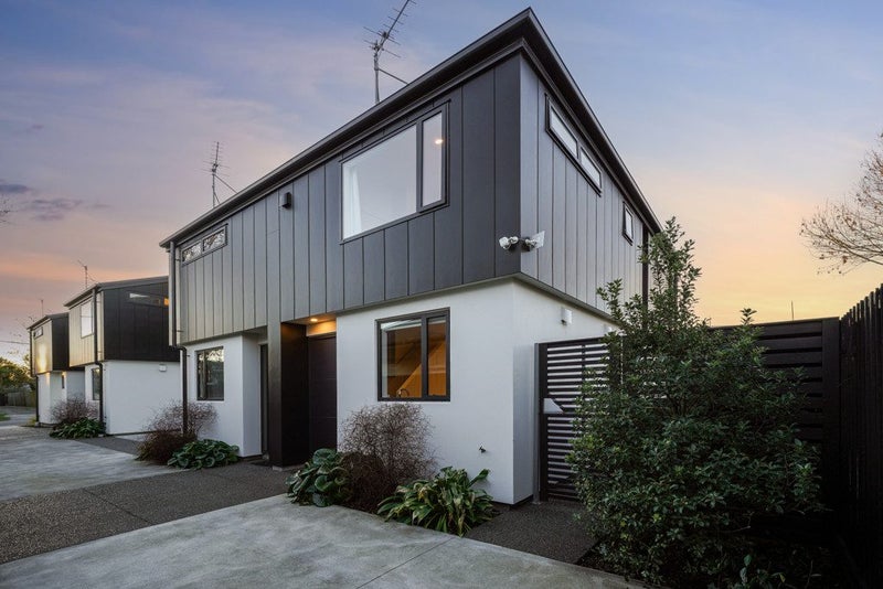 16D Champion Street, Edgeware, Christchurch - Carousel 2
