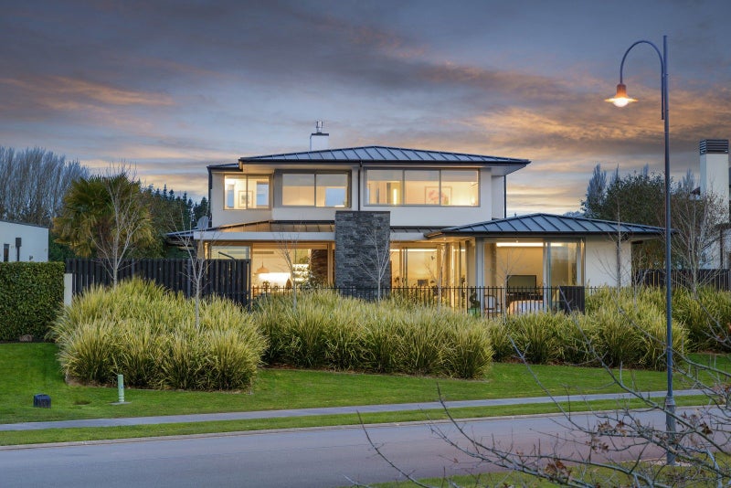 5 Waterview Court, Northwood, Christchurch - Carousel 1