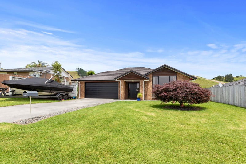 182 Ballintoy Park Drive, Welcome Bay, Tauranga - Carousel 2