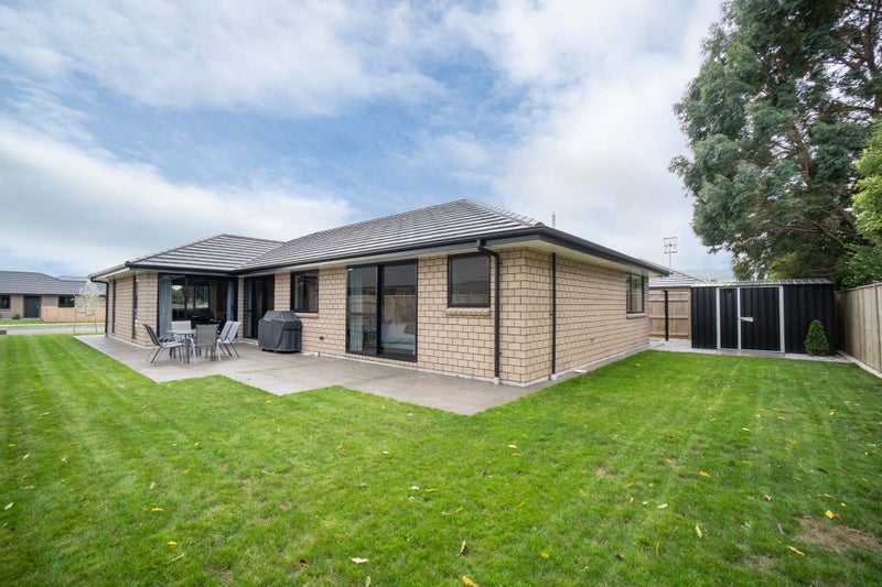 27 Monarch Drive, Ashhurst, Ashhurst - Carousel 2