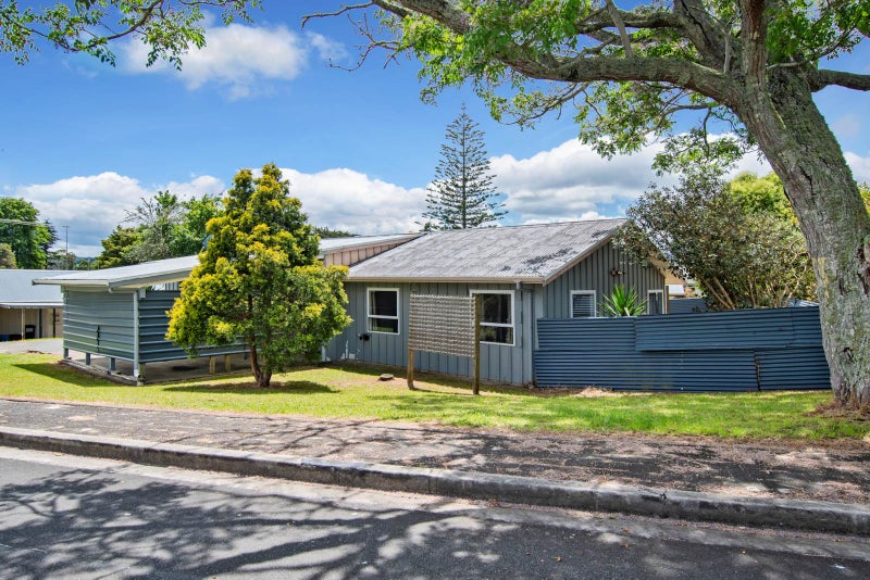 5 Aratiatia Place, Tikipunga, Whangarei - Carousel 1