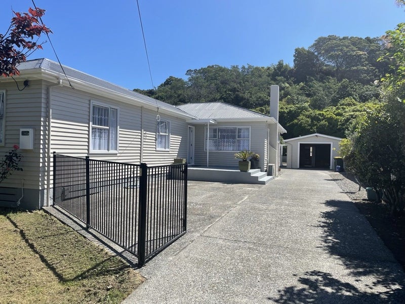 64 Dover Road, Wainuiomata, Lower Hutt - Carousel 1