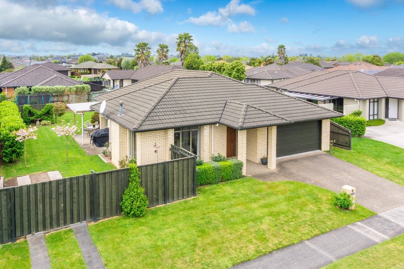 13 Winchester Place, Rototuna North, Hamilton - Carousel 28