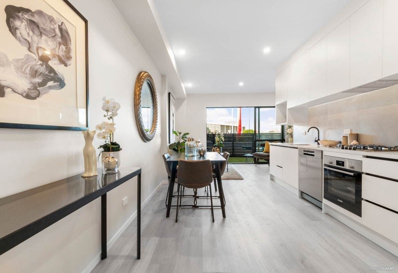82B Union Road, Howick, Auckland - Carousel 1