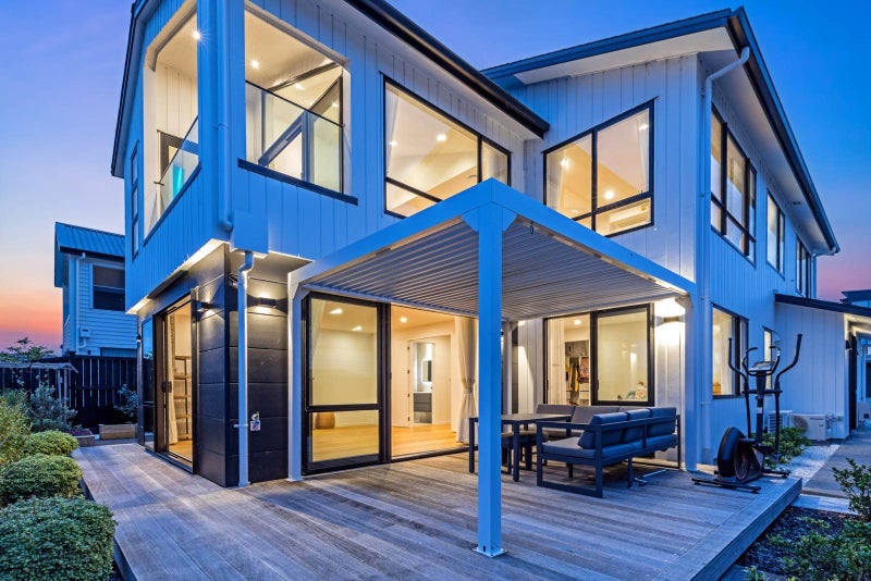 13 Hopetea Street, Long Bay, Auckland - Carousel 2