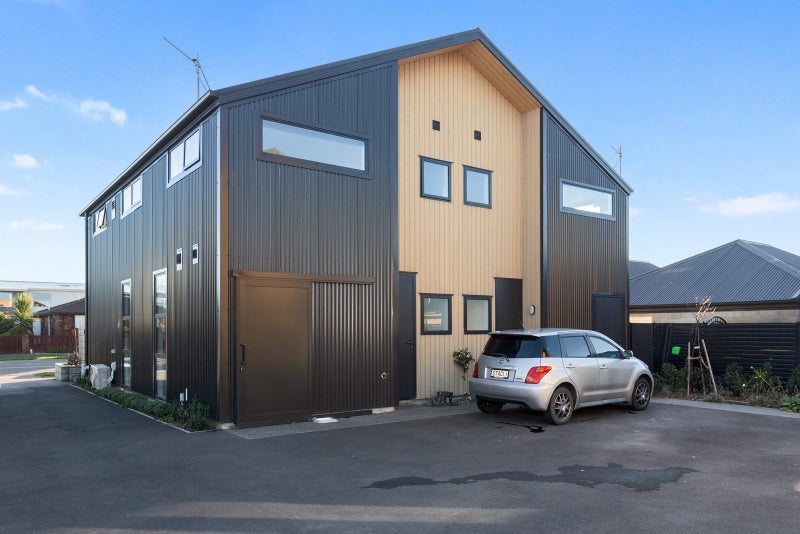 18B Collins Street, Addington, Christchurch - Carousel 12