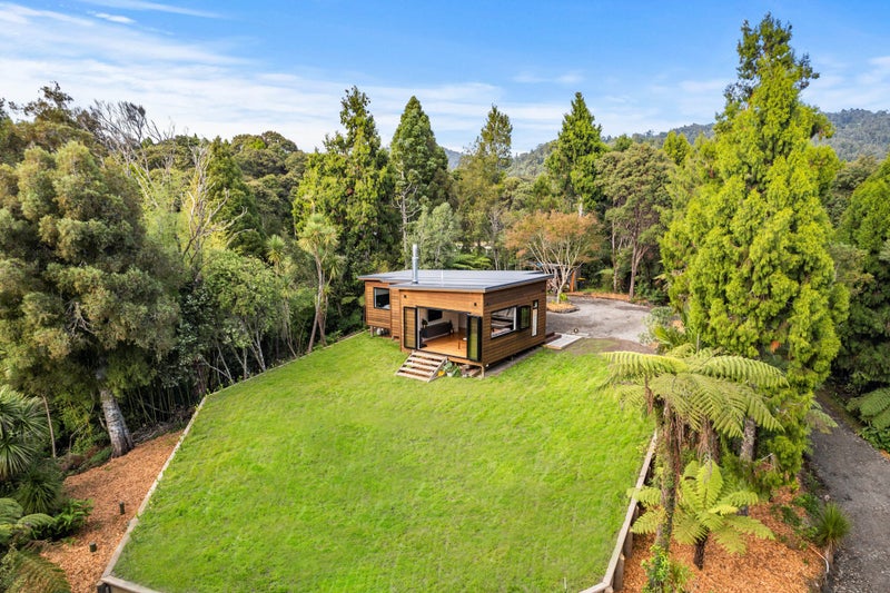 102 Mountain Road, Henderson Valley, Auckland - Carousel 2