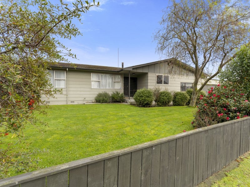 1 Kimberley Grove, Westbrook, Palmerston North - Carousel 1