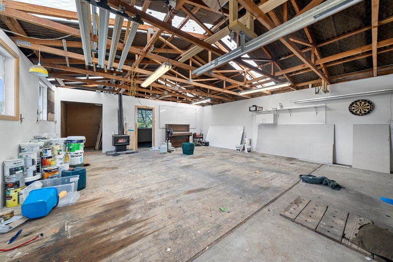 8 Gillespies Road, Birchville, Upper Hutt - Carousel 18