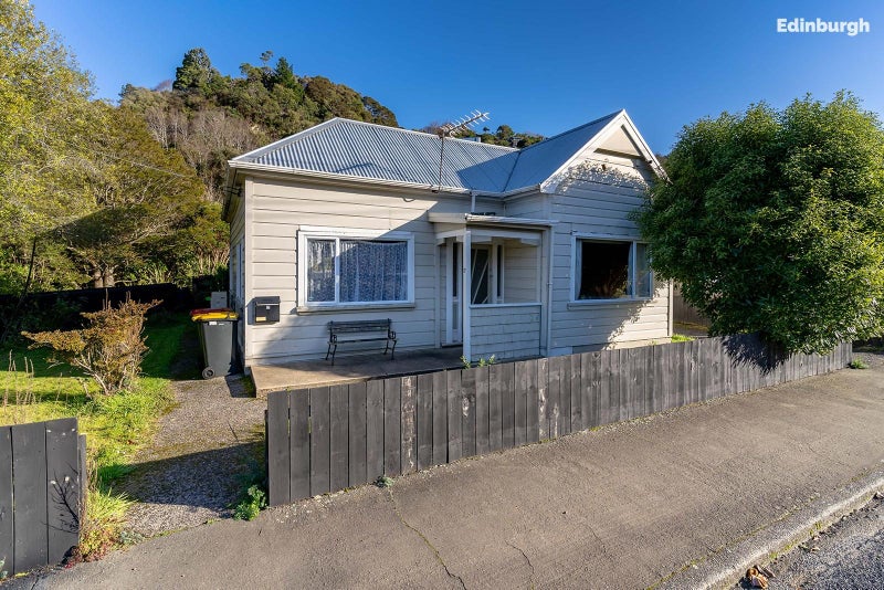 17 Woodhaugh Street, Woodhaugh, Dunedin - Carousel 1
