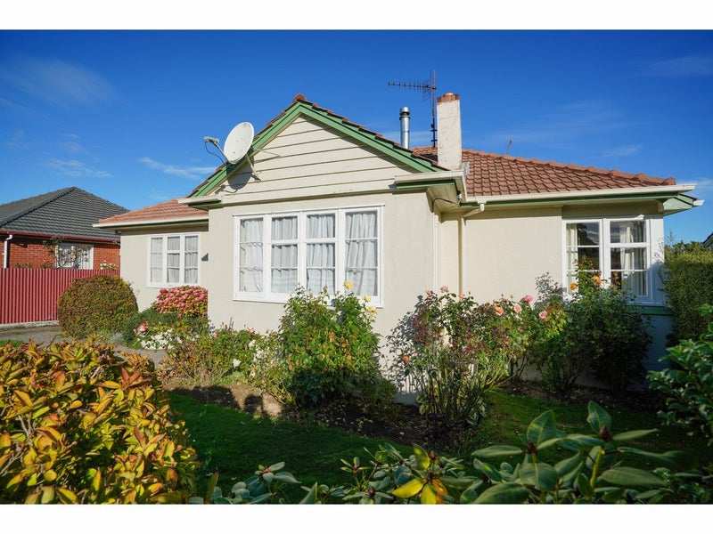 111 Islington Street, Turnbull Thomson Park, Invercargill - Carousel 2