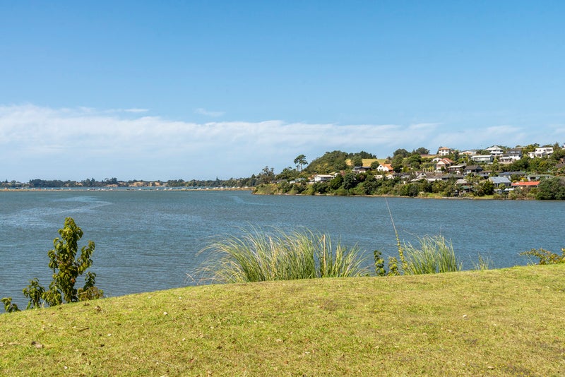 127 College Place, Poike, Tauranga - Carousel 15