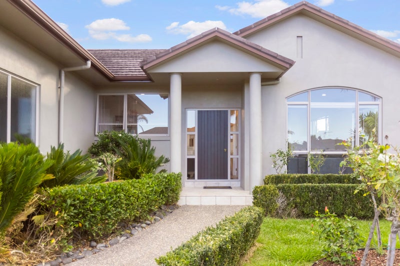 60 Mt Lebanon Crescent, The Gardens, Auckland - Carousel 2