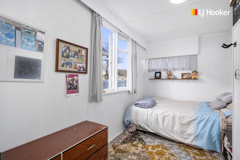 74 Hargest Crescent, Saint Clair, Dunedin - Carousel 16