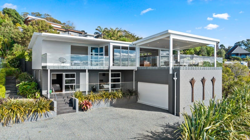 66 Duncansby Road, Stanmore Bay, Whangaparaoa - Carousel 2