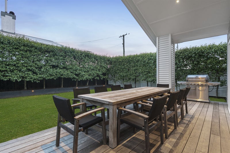 9 West View Road, Westmere, Auckland - Carousel 2