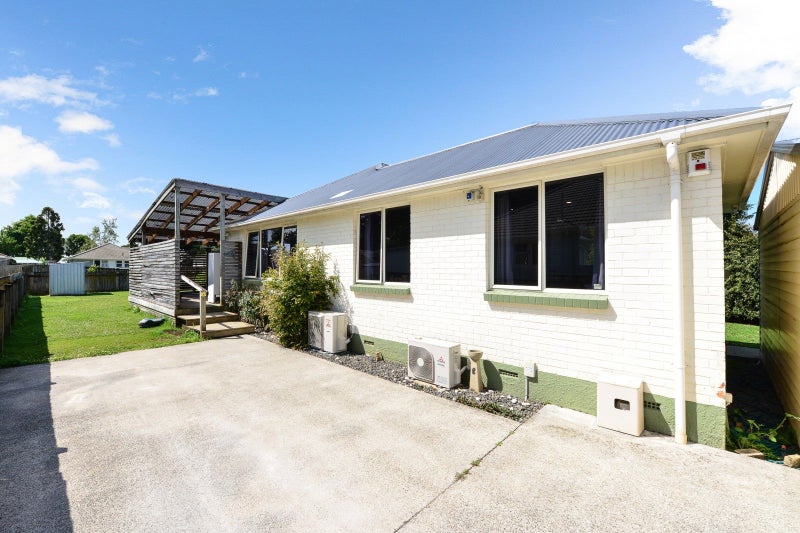 33 Masefield Drive, Enderley, Hamilton - Carousel 2