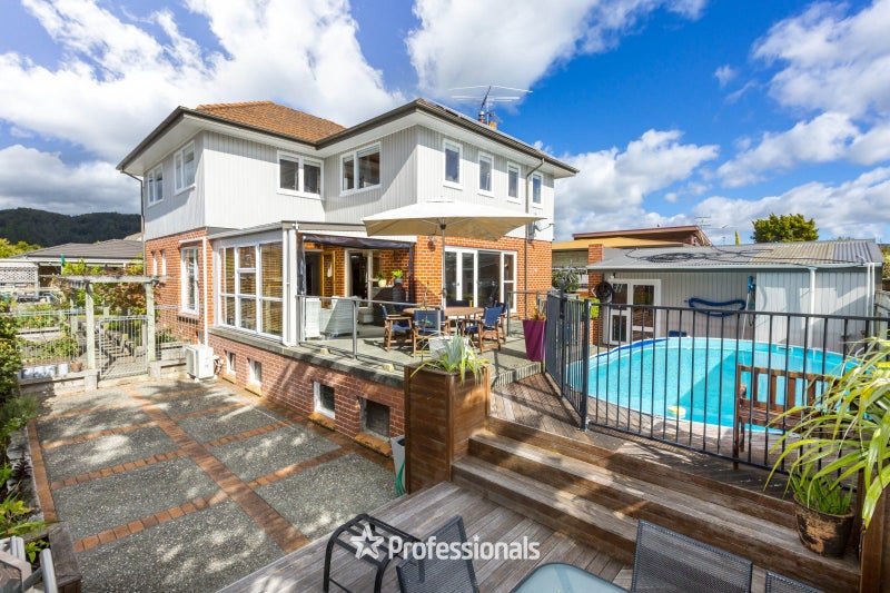 795 Fergusson Drive, Elderslea, Upper Hutt - Carousel 1