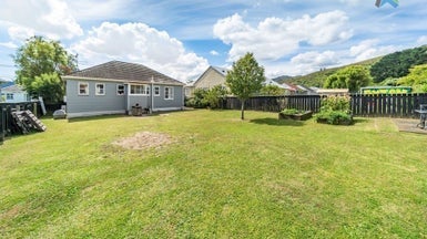 17 Collett Street, Naenae, Lower Hutt - Carousel 1