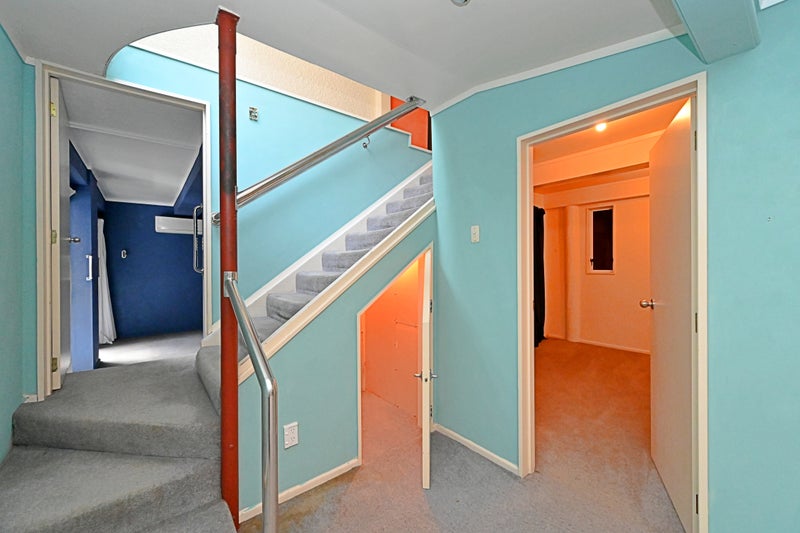 19 Burns Road, Hospital Hill, Napier - Carousel 2