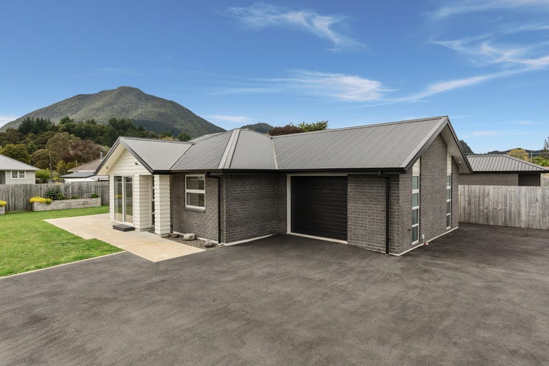 32 Tiwhatiwha Crescent, Kawerau, Kawerau - Carousel 1