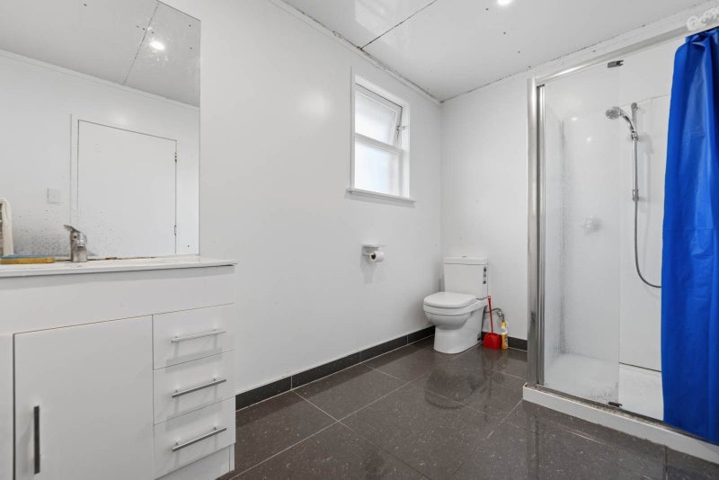 5 Alana Place, Mount Wellington, Auckland - Carousel 2