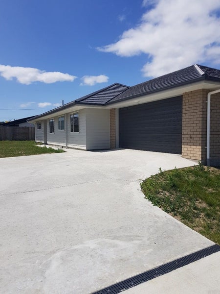 6 Middleton Road, Johnsonville, Wellington - Carousel 2