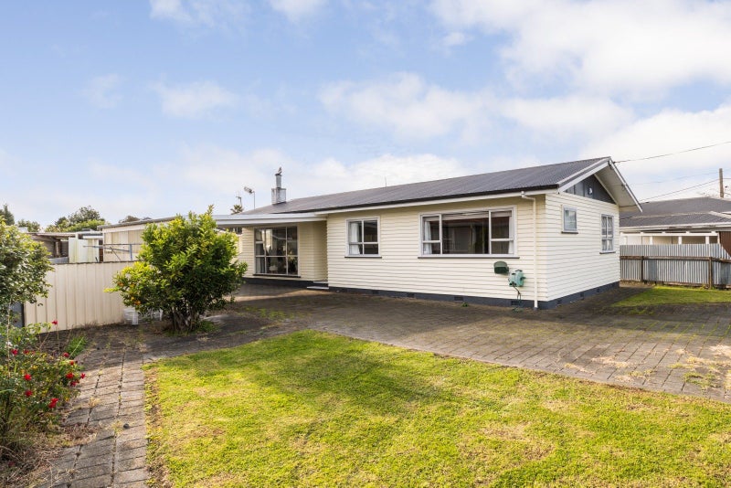 13 Butler Street, Onekawa, Napier - Carousel 1