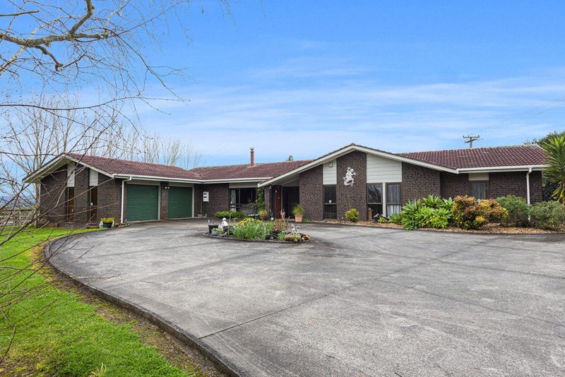 537 Maungakaramea Road, Whangarei - Carousel 1