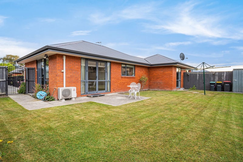 22 Clinton Lane, Woolston, Christchurch - Carousel 1