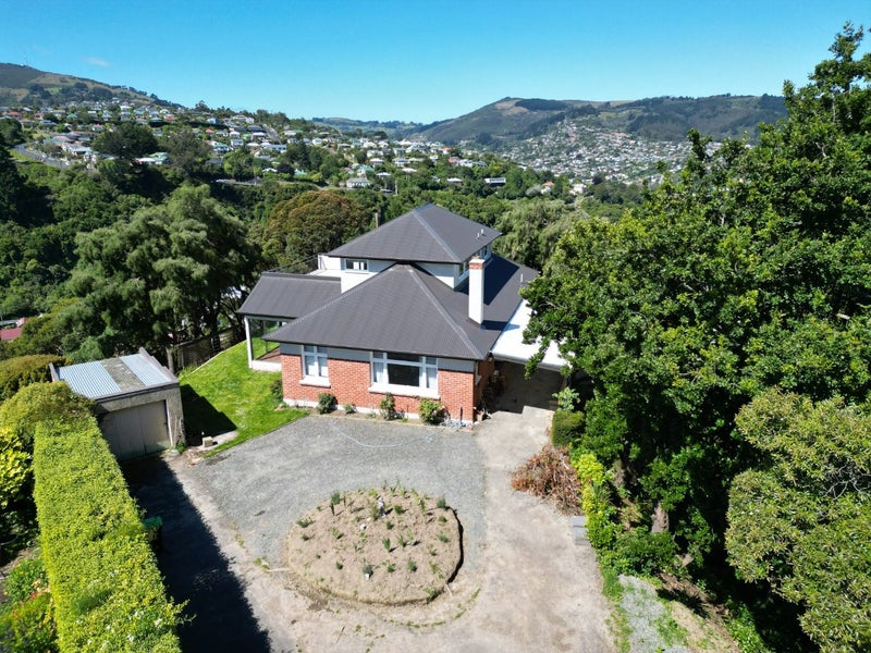 36 Braeview Crescent, Maori Hill, Dunedin - Carousel 1
