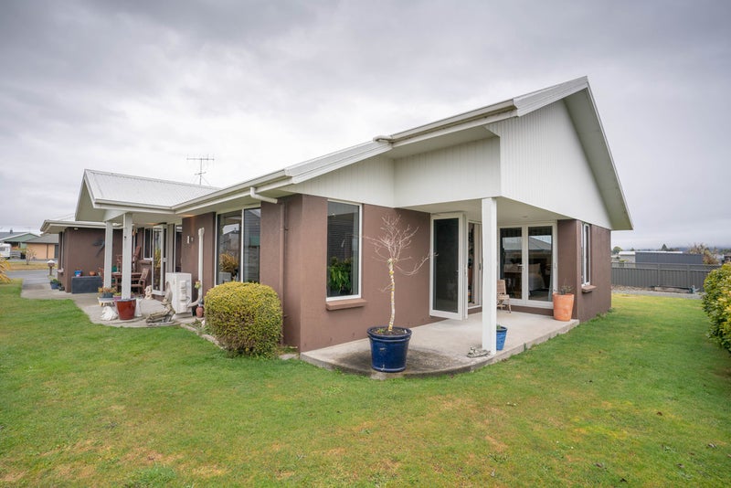 18 Broughton Place, Te Anau, Te Anau - Carousel 2