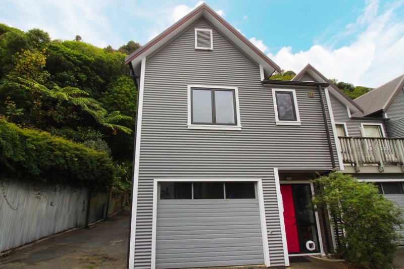 10/162 Aro Street, Aro Valley, Wellington - Carousel 1