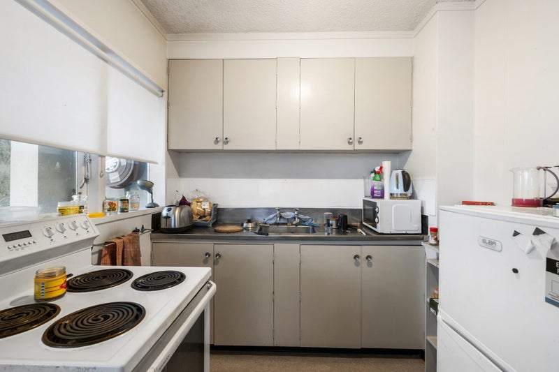 2/4 Kenwyn Terrace, Newtown, Wellington - Carousel 2