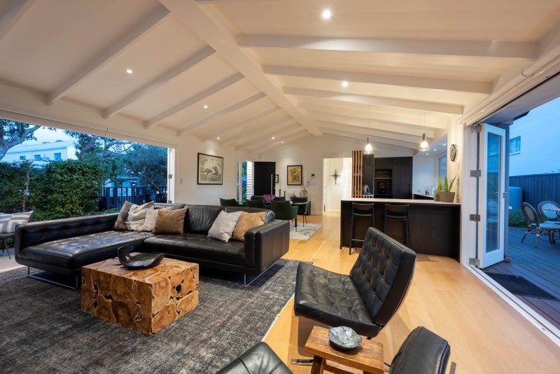 15 Maheke Street, St Heliers, Auckland - Carousel 1